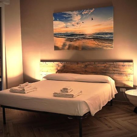 The House Of The Waves Hotell Brindisi Eksteriør bilde