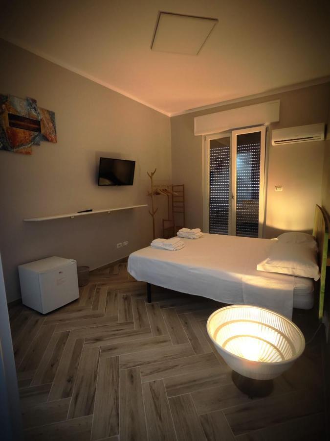 The House Of The Waves Hotell Brindisi Eksteriør bilde